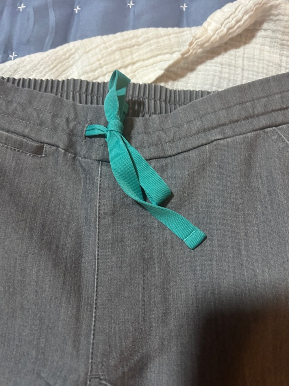 Figs Gray Yola Pants with Teal Drawstring XXS Petite Healthcare/ Vet Medicine - Picture 10 of 11